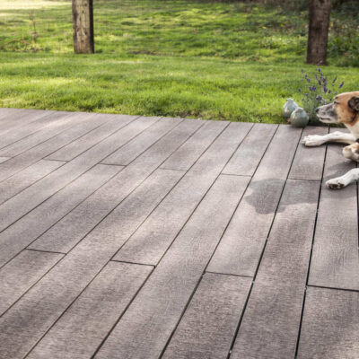 Vlonderplank Composiet Cut Brown, zaagstructuur